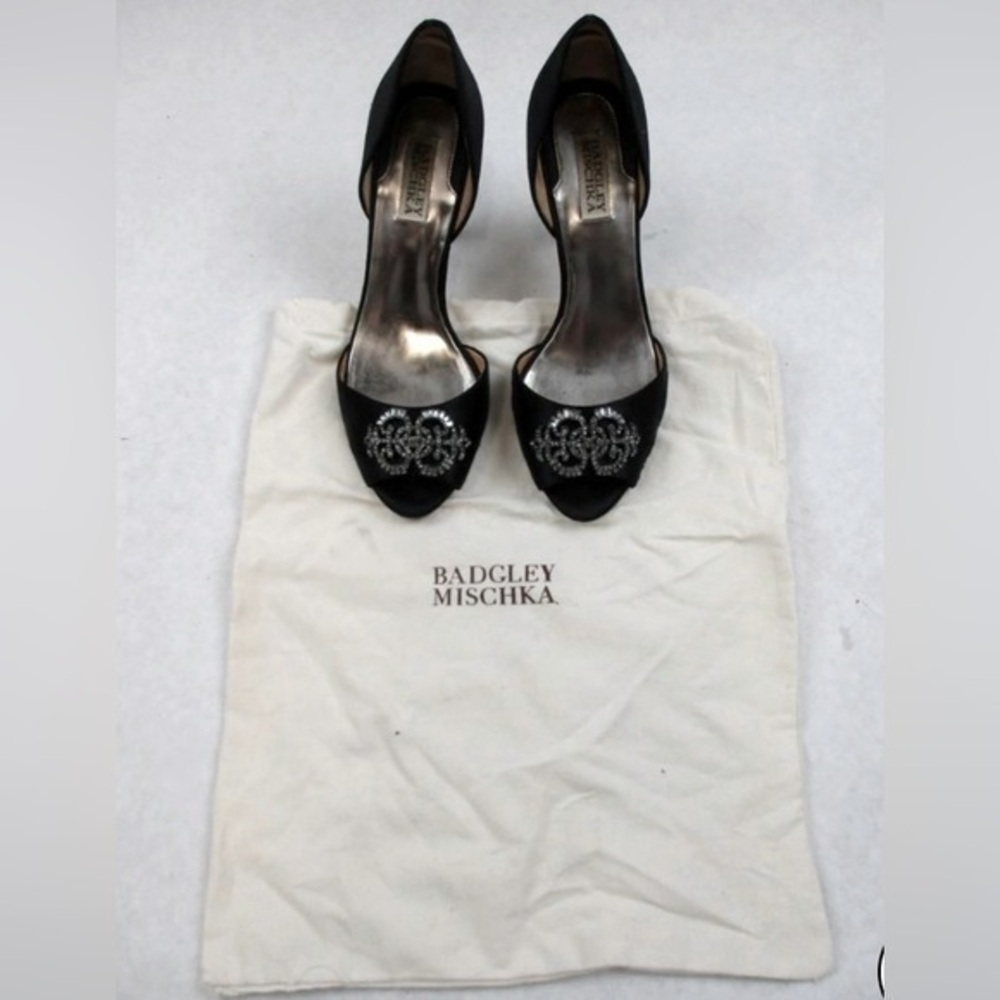 Badgley Mischka black d’orsay rhinestone accent heels size 9